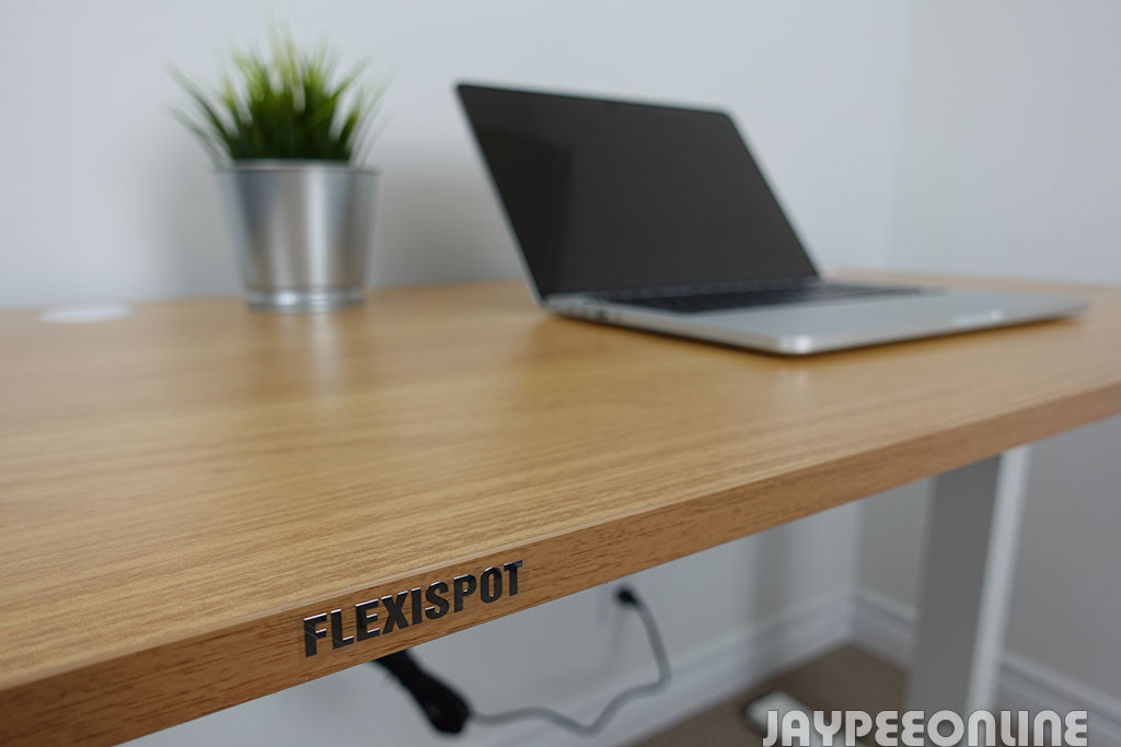 FlexiSpot EG1W-40 Adjustable Standing Desk Unboxing